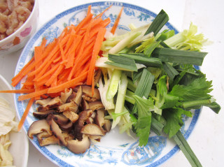 客家风味____杂锦小炒的做法步骤：2