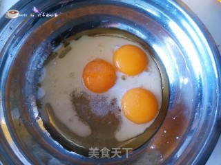 戚风蛋糕的做法步骤：2