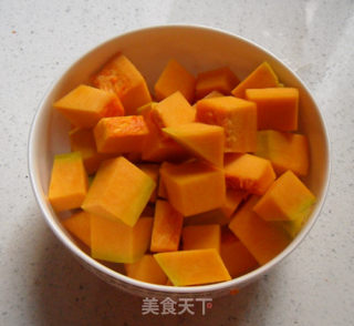 养生南瓜粥的做法步骤：2