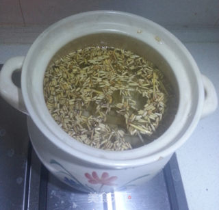 白茅根甘蔗水的做法步骤：5