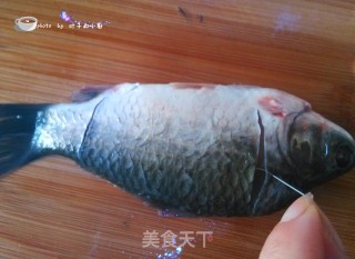 鲫鱼豆腐汤的做法步骤：2