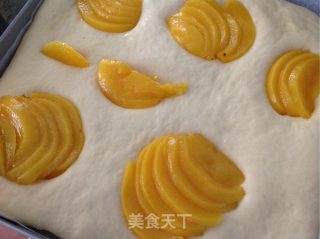 黄桃香酥面包块的做法步骤：5
