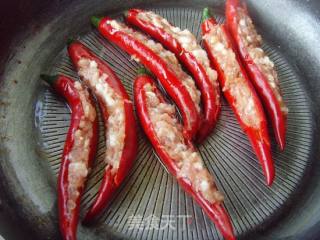 甘香可口---榄菜肉酿红椒的做法步骤：5