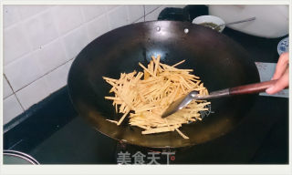 27的烹饪日记——红苕丝（红薯）（古早味）的做法步骤：3