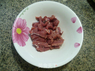 油炸里脊肉的做法步骤：3
