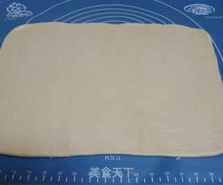 奶酪豆沙辫子面包的做法步骤：3