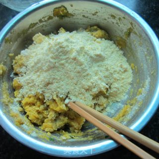 无油烟芝麻小丸子的做法步骤：2