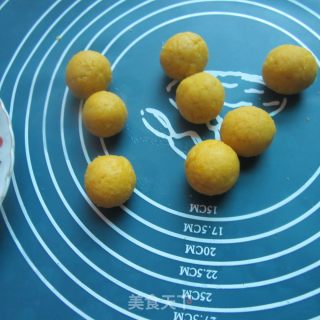 无油烟芝麻小丸子的做法步骤：6