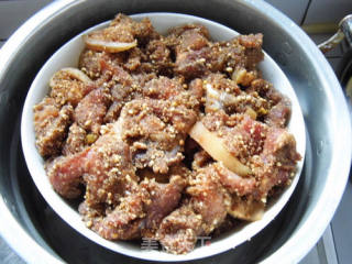 好粉才有好肉———————【 农家粉蒸肉】的做法步骤：8