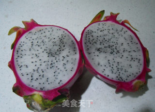火龙果黑椒牛肉粒的做法步骤：4