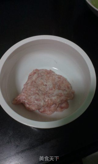 猪肉萝卜馅饼的做法步骤：2