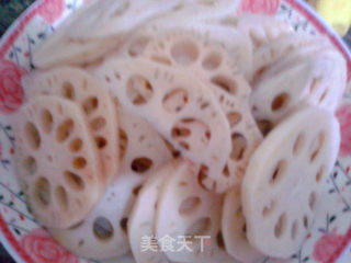 回锅藕片的做法步骤：1