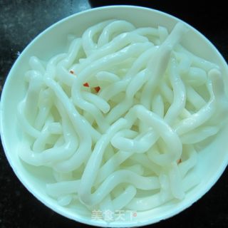 香蒸酸辣粉的做法步骤：1