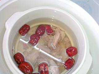 红枣炖乳鸽的做法步骤：5