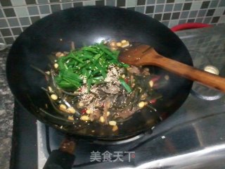 黄豆海带烧肉皮的做法步骤：7