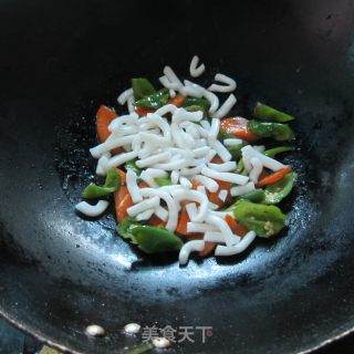 青椒红萝卜炒粉的做法步骤：4
