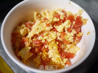 腊肠番茄蛋炒饭的做法步骤：4