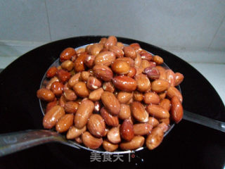 油炸花生米的做法步骤：4