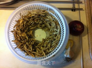 香辣小咸鱼的做法步骤：2