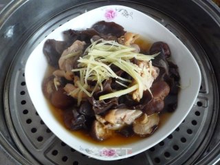 香菇木耳蒸鸡腿的做法步骤：11
