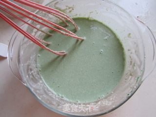 花瓣抹茶慕斯蛋糕的做法步骤：8