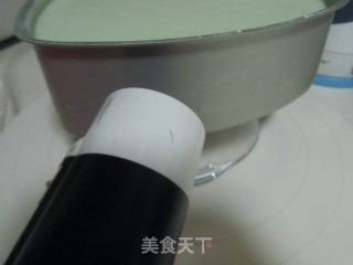 花瓣抹茶慕斯蛋糕的做法步骤：14