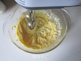 花瓣抹茶慕斯蛋糕的做法步骤：16