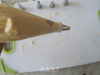 花瓣抹茶慕斯蛋糕的做法步骤：23