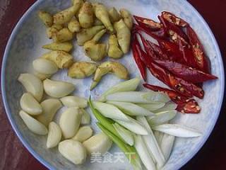 仔姜焖鸭的做法步骤：3