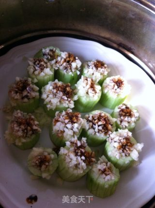蒜茸蒸丝瓜的做法步骤：2