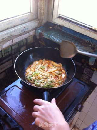 辣白菜烧豆腐的做法步骤：8