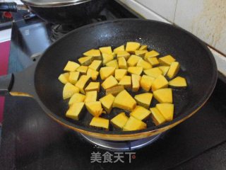 干烧（炒）老南瓜的做法步骤：3