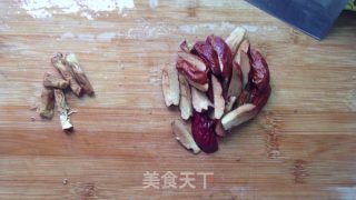 五指毛桃汤的做法步骤：4