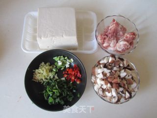 香菇肉末豆腐的做法步骤：1
