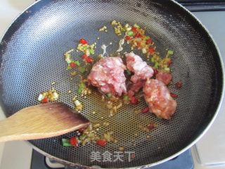 香菇肉末豆腐的做法步骤：5