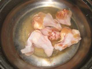 腐乳鸡翅根的做法步骤：2