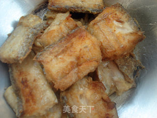 带鱼炖豆腐的做法步骤：2