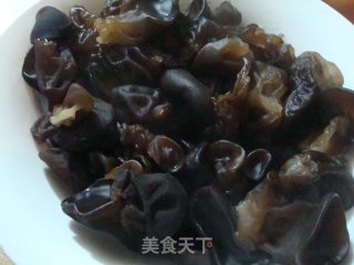 凉拌黑木耳的做法步骤：2