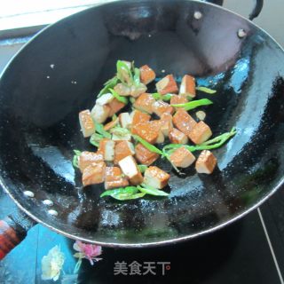 青椒酱香豆腐的做法步骤：5