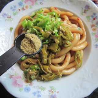 炝酸辣土豆粉的做法步骤：7