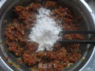 鸡蛋肉卷的做法步骤：1