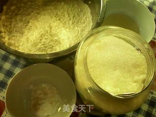 芝麻月饼的做法步骤：1