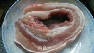 炆五花腩的做法步骤：1