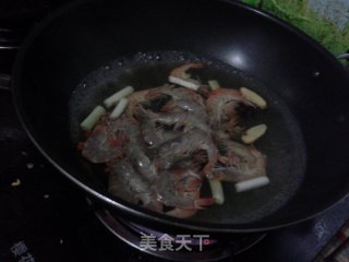 白灼虾的做法步骤：3