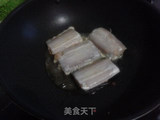 煎带鱼的做法步骤：4