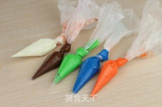 万圣节彩绘饼干——亲爱的大人们，trick or treat？！的做法步骤：11