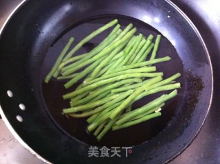 猪肉豆角水饺的做法步骤：5