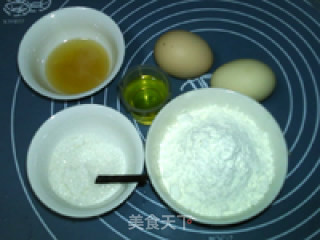 香草蜂蜜蛋糕的做法步骤：1