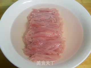 鱼香肉丝的做法步骤：3