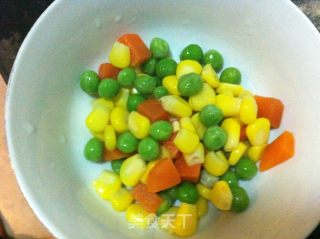 彩色馄饨的做法步骤：1